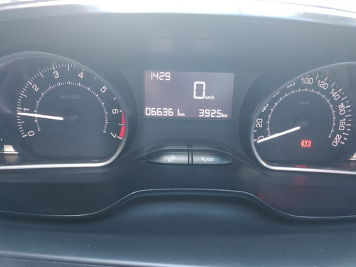 Peugeot 2008 1.6 Feline