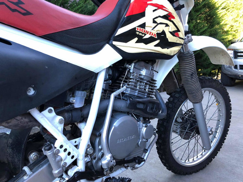 Imagen 3 de 5 de Honda Xr600