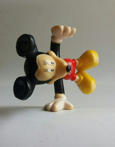 Mickey Mouse Muñeco De Jebe Se Para De Manos Y De Cabeza