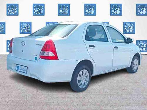 Toyota Etios 1.5 X MT6 4P