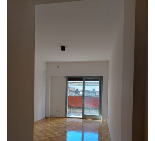 Dueño Vende 3 Ambientes Reciclado A Nuevo En Almagro, A Mts Subte Linea A Castro Barros