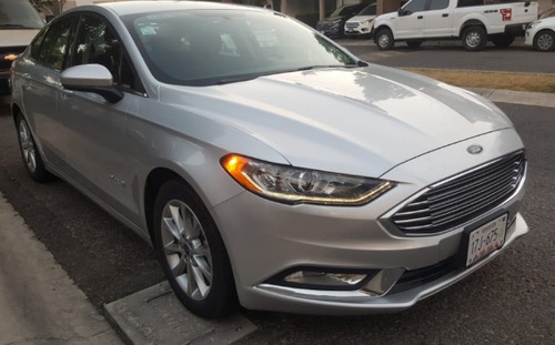 Imagen 13 de 15 de Ford Fusion 2017 2.0 Se Híbrido Cvt
