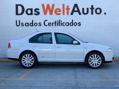 Imagen 6 de 15 de Volkswagen Jetta Clásico 2012 2.0 Gl Team R17 At