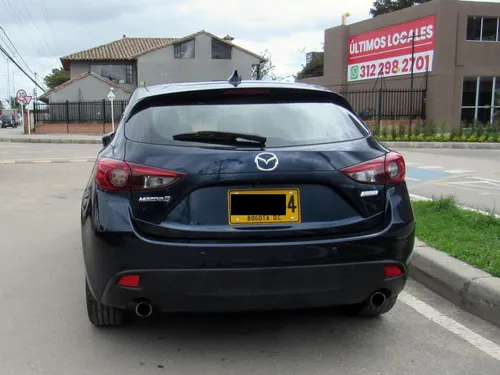 Mazda 3 2.0 Touring