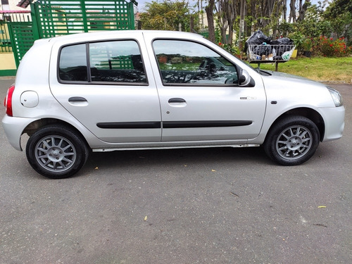 Renault Clio Style Night & Day