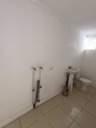 Casa De Dos Pisos 2h 2b 2e (92834)
