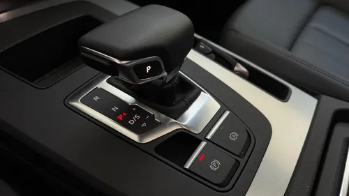 Audi Q5 2.0 L 45 Tfsi Select Mhev