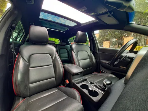 Kia Sportage Gt 2.0L Gt Line 4X2 At