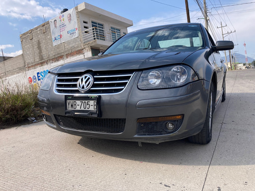 Único Dueño Algunos Extras Rines Faros Auxiliares En Led