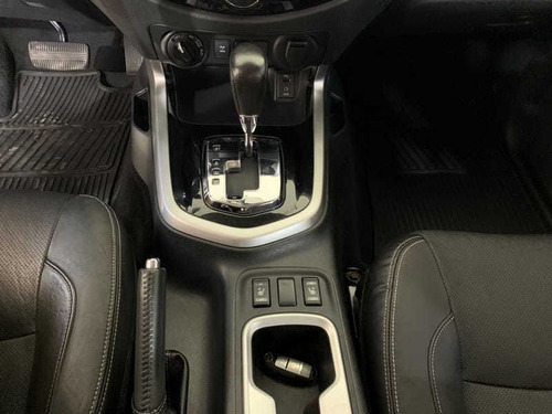 Imagem 8 de 15 de Nissan Frontier 2.3 Le At 4x4 2018