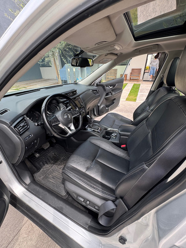 Nissan X-Trail 2.5 Exclusive 3 Row Cvt