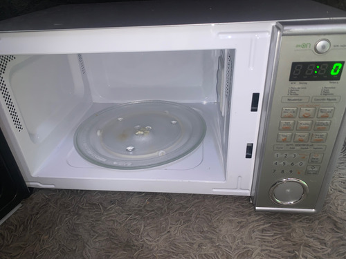 Horno De Microondas Daewoo Usado Tamaño Mediano (b47) (Usado)