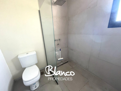 Casa En Venta En San Eduardo, Pilar Del Este, Pilar