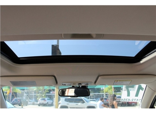Imagem 10 de 12 de Mitsubishi Outlander 2.0 16v Gasolina 4p Automático
