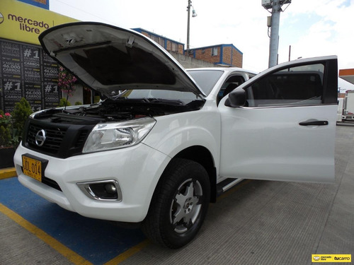 Imagen 8 de 25 de Nissan Frontier Np 300 S 4x4 Doble Cabina
