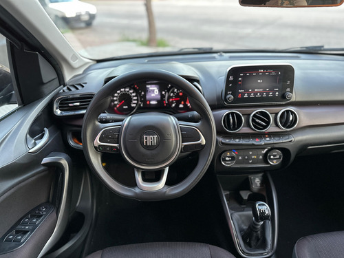 Fiat Cronos 1.8 16v Precision