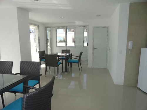 Edificio Nuevo Proximo Al Puerto Y A 3 Cuadras Del Faro