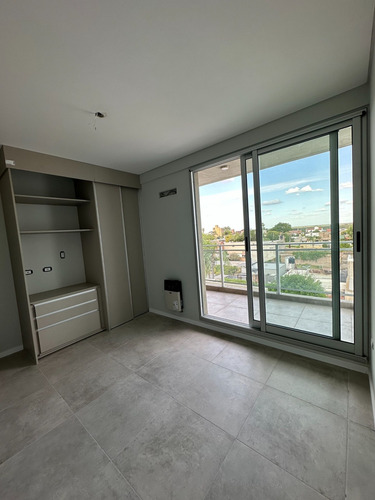 Imagen 14 de 16 de Vende Departamento Un Dormitorio Vista Al Rio