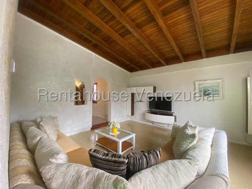 Agp Casa En Venta En Los Naranjos Del Cafetal, Con Vista Al Ávila 25-12864 Ys