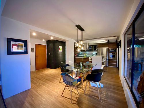 Town House En El Parrar, Conj. Res. El Tejar. Luz Coelho