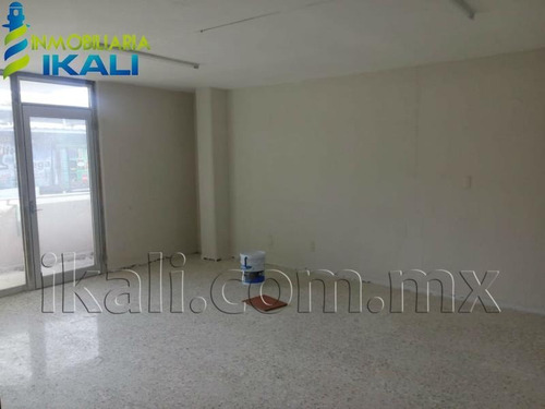 Imagen 11 de 12 de Oficina Comercial En Renta Tajin