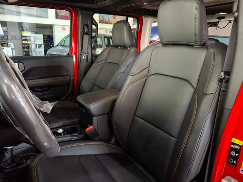 Jeep Wrangler 2.0 Unlimited Sahara 4x4 At