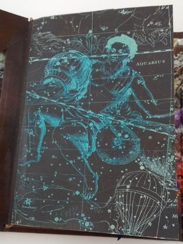 Imagem 4 de 8 de Grimório Zodíaco Aquário Artesanal Capa Vazada