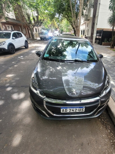 Peugeot 208 1.6 Feline Tiptronic
