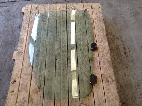 Vidrio Cristal Trasero Derecho Cirrus Stratus 95-00 Oem