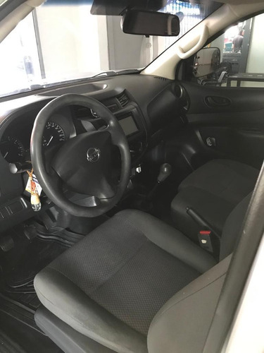 Nissan Frontier Doble Cabina
