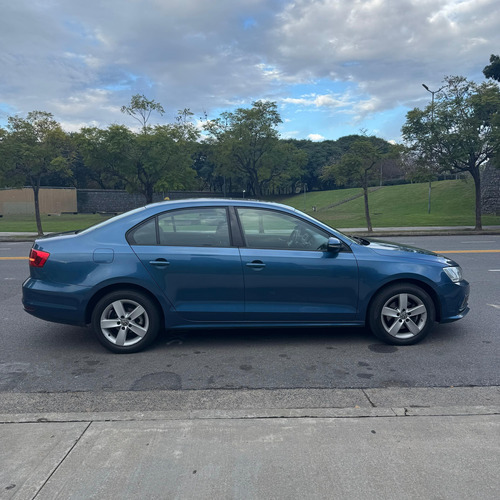 Volkswagen Vento 2.5 Advance Plus 170cv