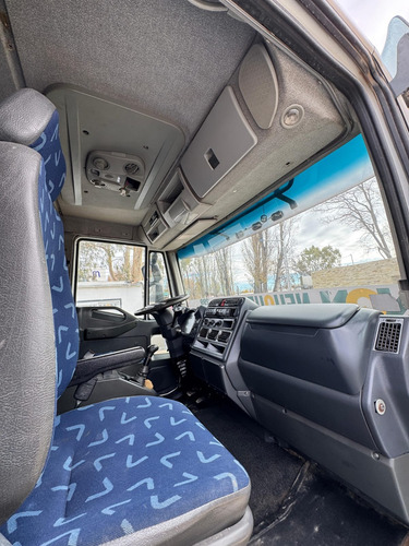 Iveco Cursor 330 2014 6x2 Camión Con Eje Neumático Nqnmaq