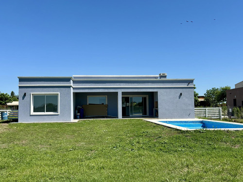 Venta Casa En San Sebastian Area 1 - 4 Ambientes