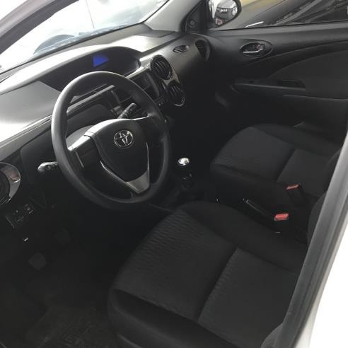 Toyota Etios X Hatch 1.3 2016/2017 - Sem Entrada