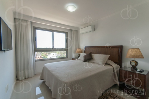 Imagen 8 de 26 de Apartamento En Mansa, 3 Dormitorios En Edificio Con Servicios. Punta Del Este
