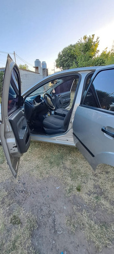 Ford Fiesta Max 1.6 Max Amb