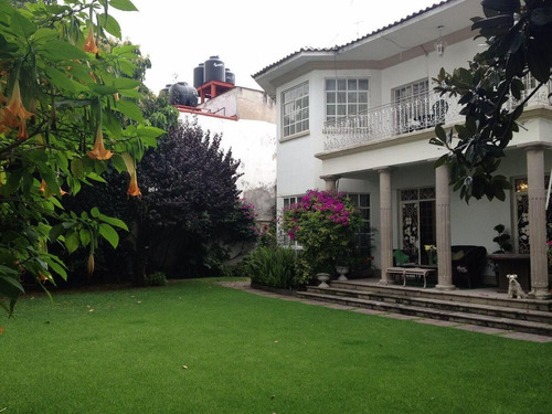 Casa Con Uso De Suelo En Renta
