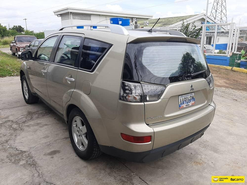 Mitsubishi Outlander 4wd