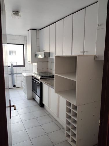 Departamento 3 Domit + Servicio, 1 Cuadra Hospital Regional