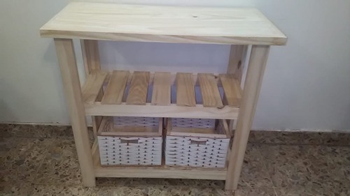Mesa Arrime Quesera Pino 2 Cajones Mimbre + 2 Estantes