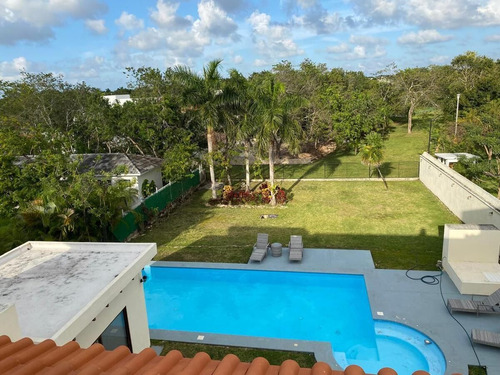 Casa En Venta En Lagos Del Sol En Cancun