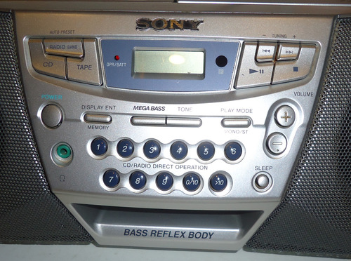 Radiograbador Sony Cd Casete Radio Am/fm Como Nuevo No Envio Gris (Usado)