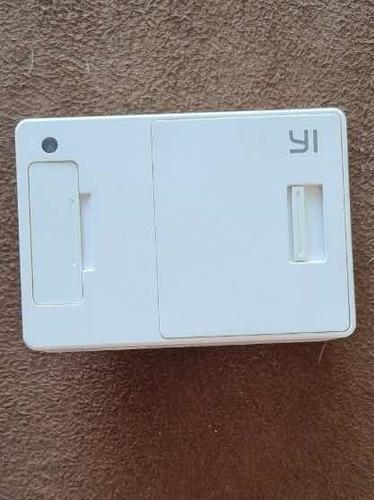 Câmera Xiaomi Yi Action Camera Pouco Uso (c/ Acessórios)