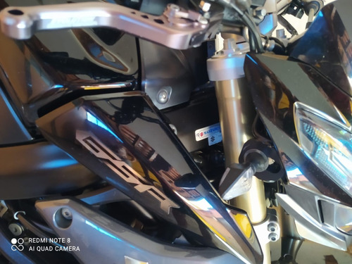Suzuki Gsr750