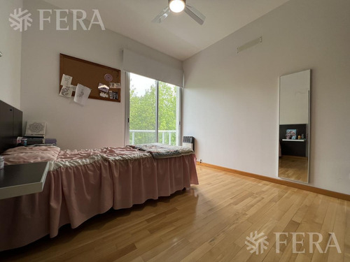 Imagen 18 de 24 de Venta Casa 6 Ambientes Con Jardín, Cochera, Galería Y Fondo Libre Con Piscina En Club Miralagos 1 (30692)