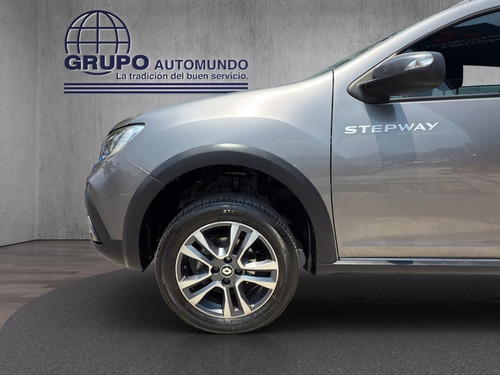 Renault Stepway 1.6 Intense At