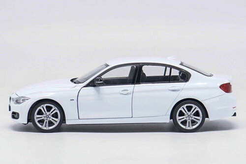 Modelo De Coche Fundido A Presión Welly Bmw 335i Blanco 1/24