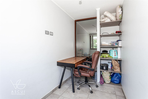 Departamento En Venta De 3 Dorm. En Lo Barnechea