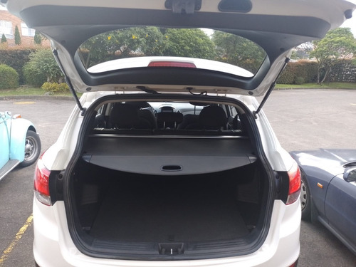 Imagen 12 de 17 de Hyundai Tucson Ix-35 2.0 Gl