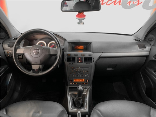 Imagem 14 de 14 de Chevrolet Vectra 2.0 Mpfi Gt Hatch 8v Flex 4p Manual